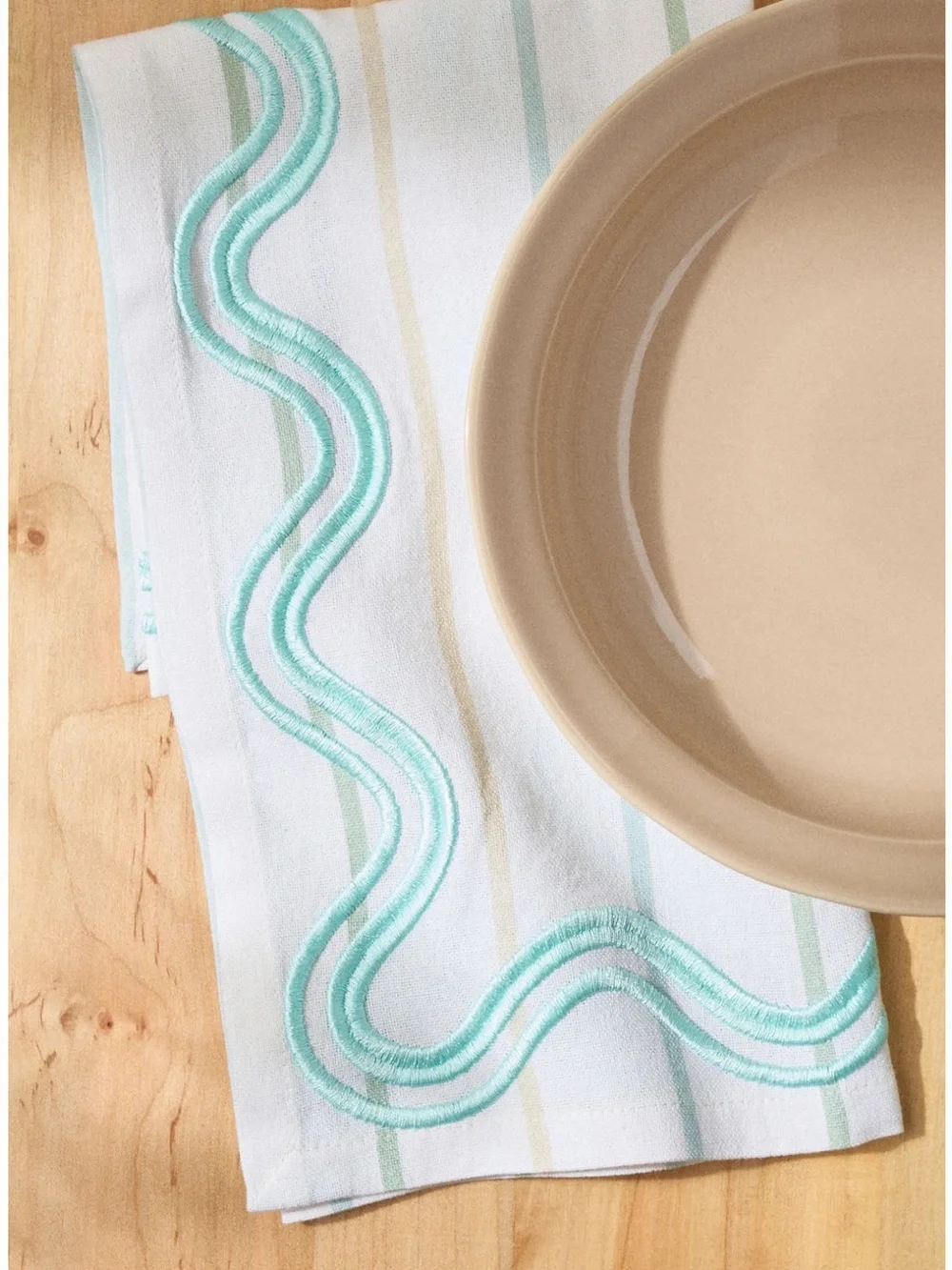 Anthropologie Madeline Embroidered Napkins (set of 2)